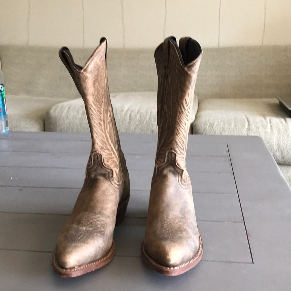 NWOT Abilene cowboy boots! 7.5 M